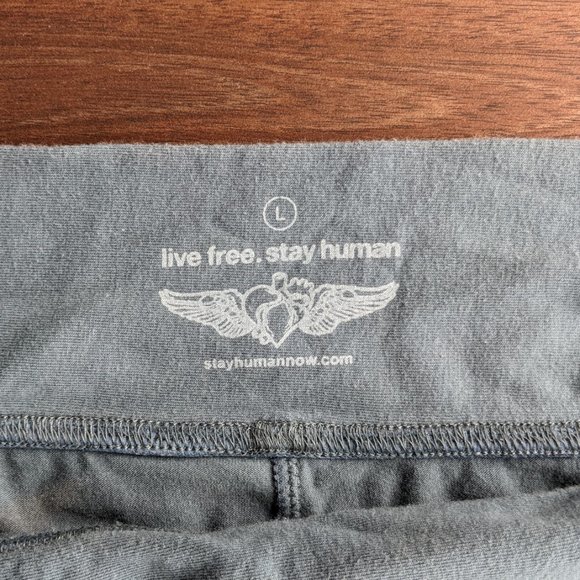 Stylish Blue Ruffle Hem Cropped Pants - Picture 6 of 11